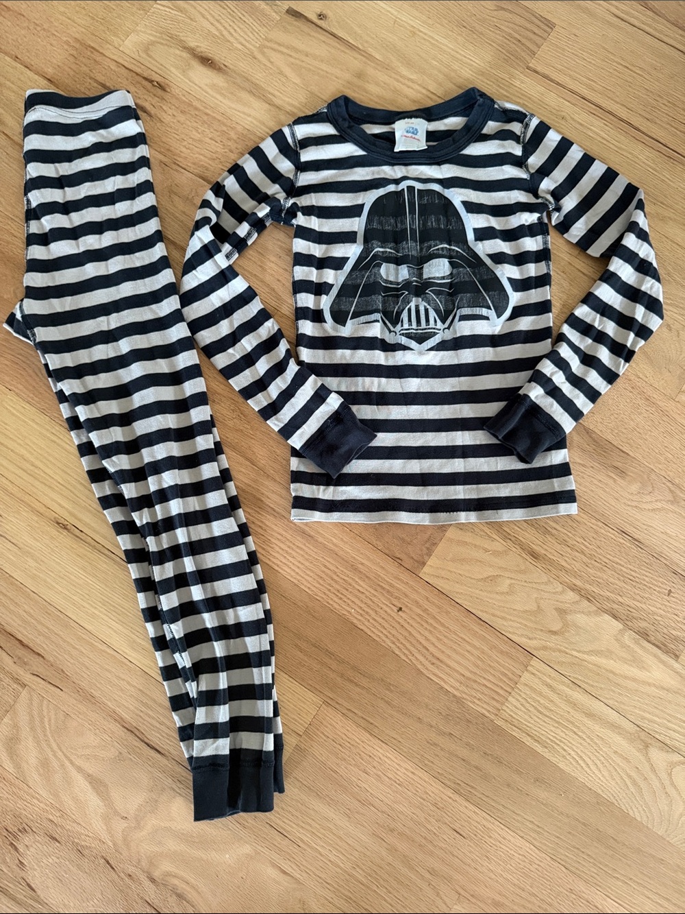 Hanna Andersson Black/Gray Striped Star Wars Darth Vader Pajama Set Sz 10